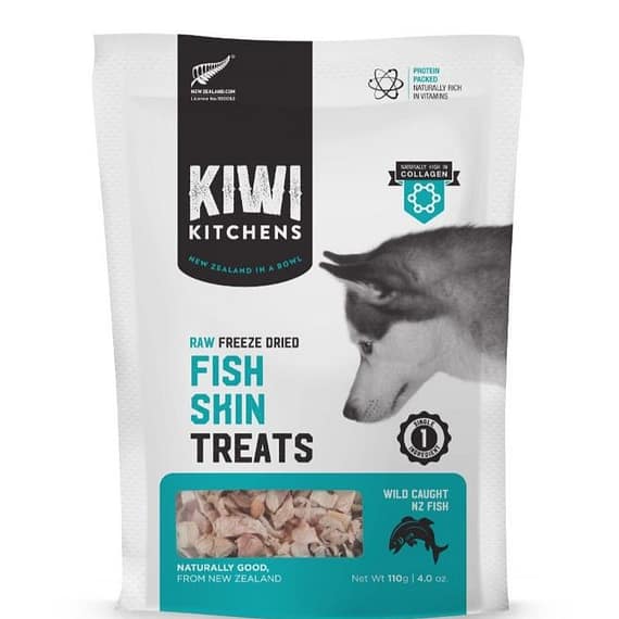 Kiwi Kitchens Raw Freeze Dried Fish Skin Dog Treats 110G Dogs Treats "BAE" Charm Bracelet